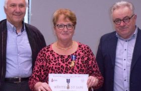 Gabrielle George a été promu Officier du Mérite de Sang