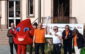 la flamme est remise au Président UD67